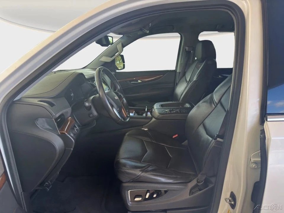 2016 Cadillac Escalade 4th Gen - Image 8 of 21