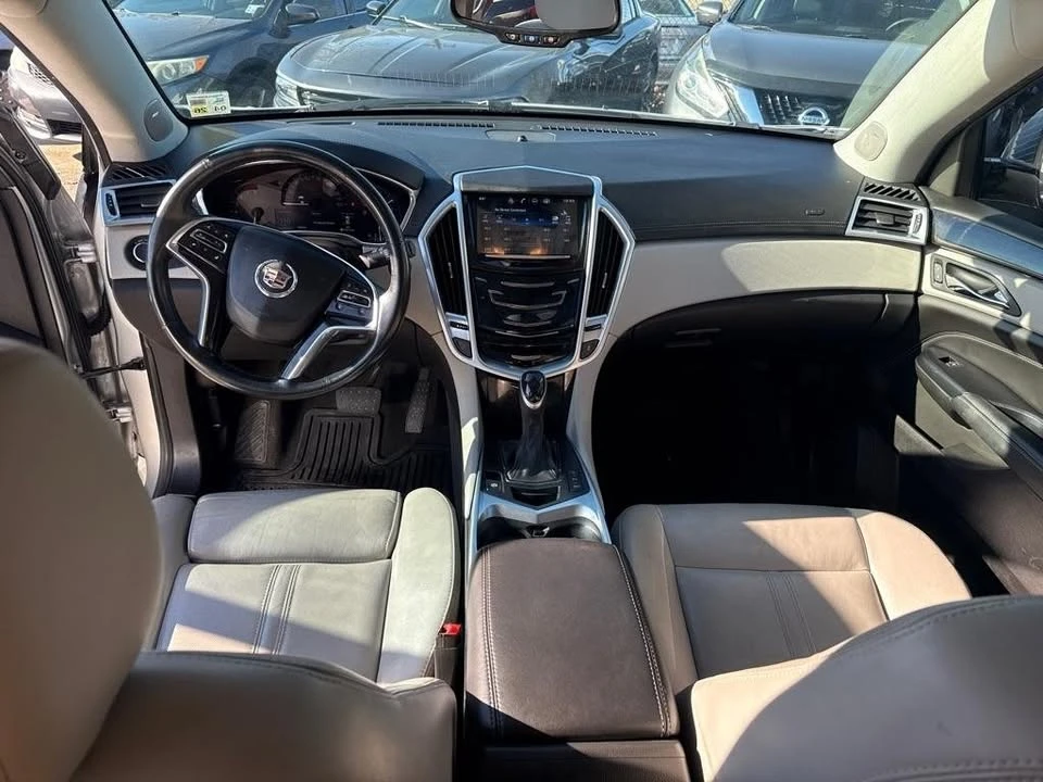 2016 Cadillac SRX - Image 12 of 20