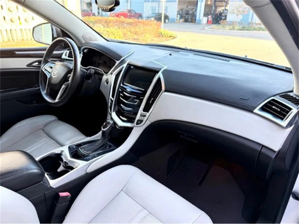 2016 Cadillac SRX - Image 12 of 27