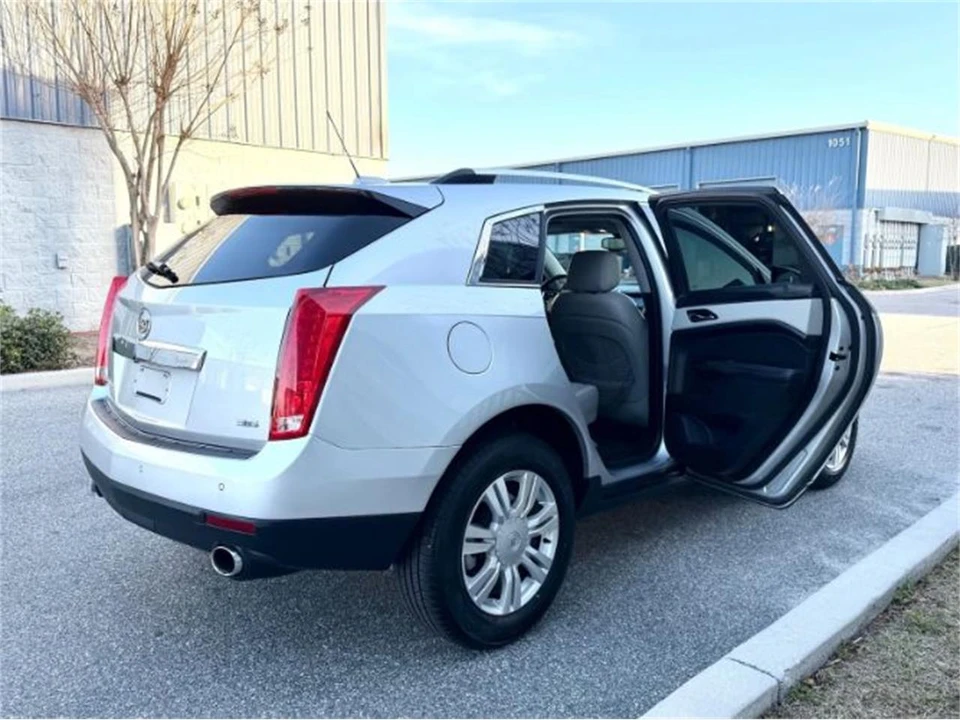 2016 Cadillac SRX - Image 11 of 27