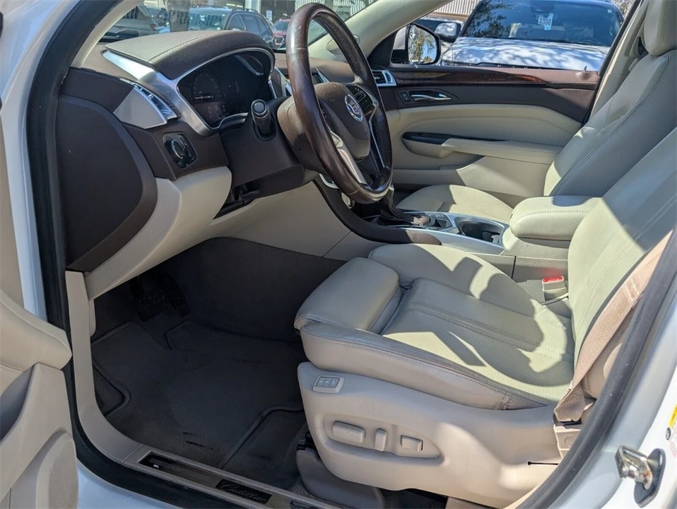 2016 Cadillac SRX - Image 11 of 12