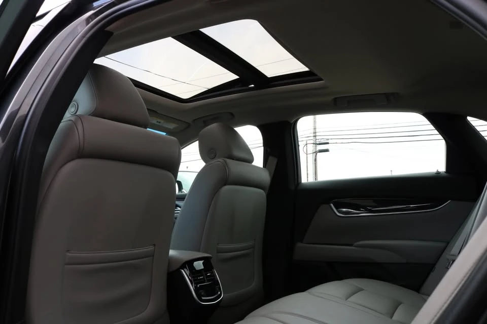 2016 Cadillac XTS - Image 14 of 18