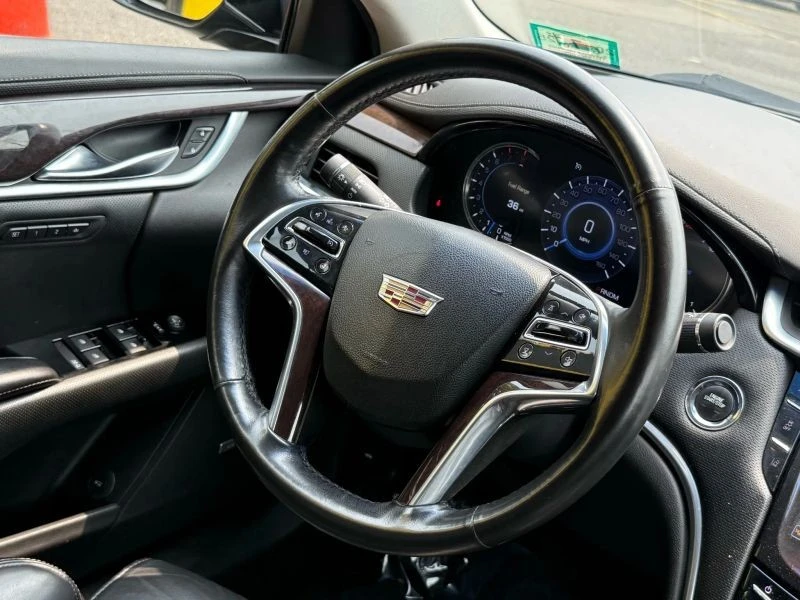 2016 Cadillac XTS - Image 11 of 12