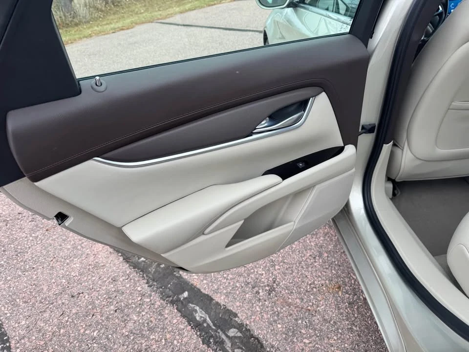 2016 Cadillac XTS - Image 11 of 17