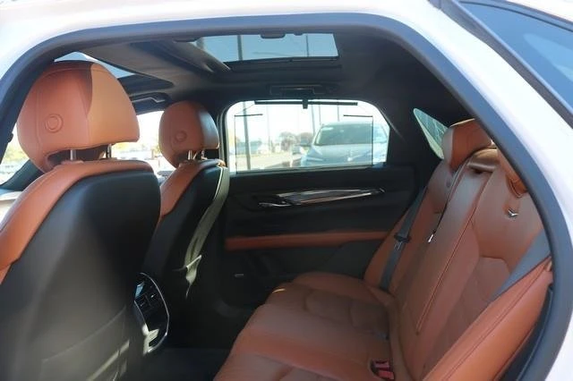 2016 Cadillac CT6 - Image 8 of 17