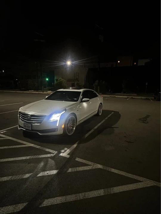 2016 Cadillac CT6 - Image 2 of 3