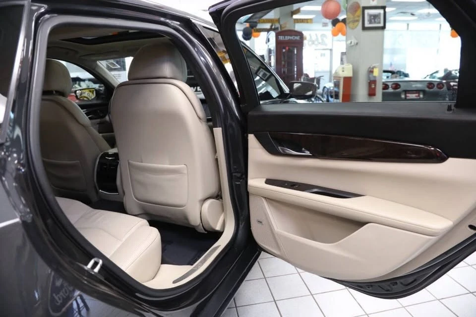 2016 Cadillac CT6 - Image 18 of 20