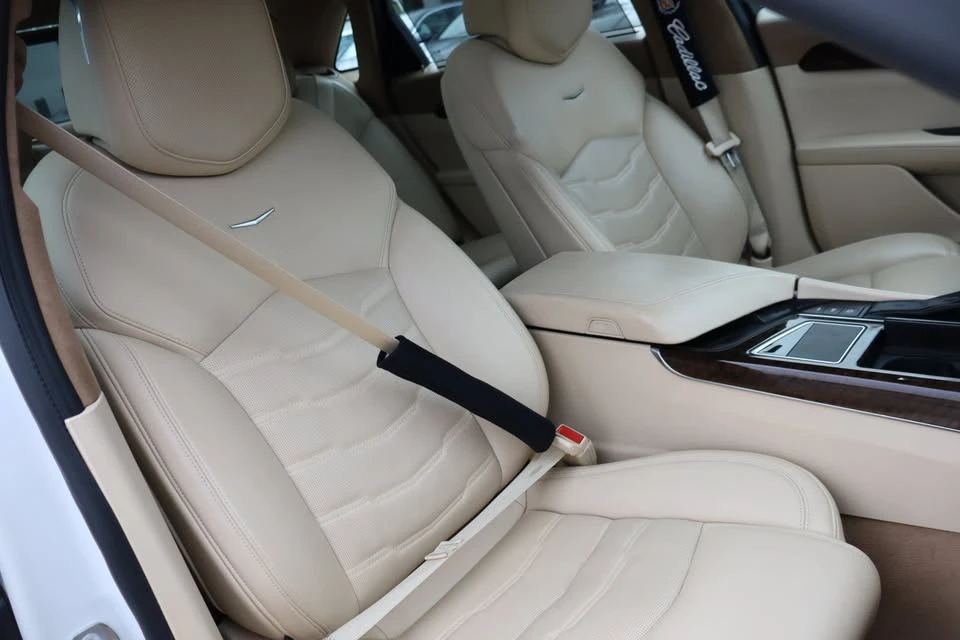 2016 Cadillac CT6 - Image 11 of 20