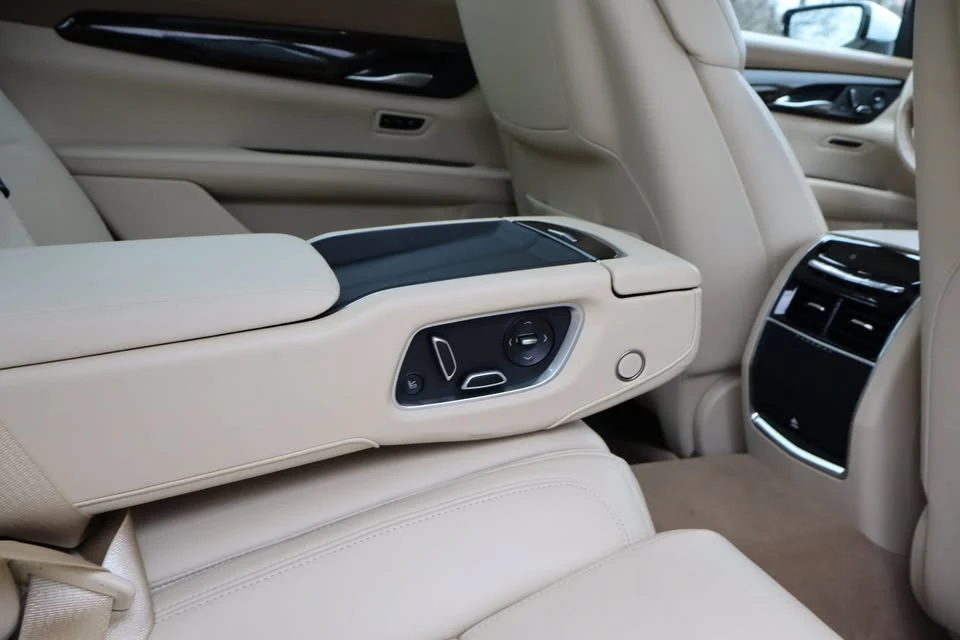 2016 Cadillac CT6 - Image 8 of 20