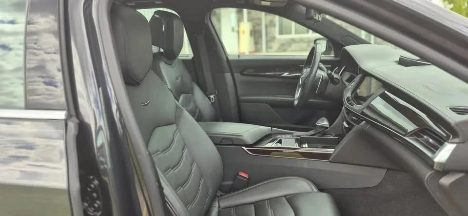 2016 Cadillac CT6 - Image 2 of 10