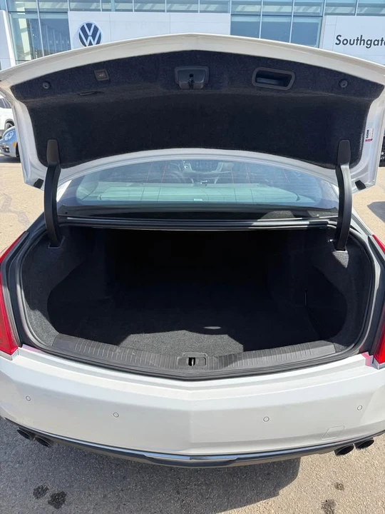 2016 Cadillac CT6 - Image 12 of 13