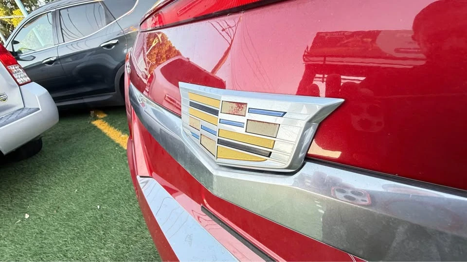 2016 Cadillac CTS 3rd Gen - Image 16 of 19