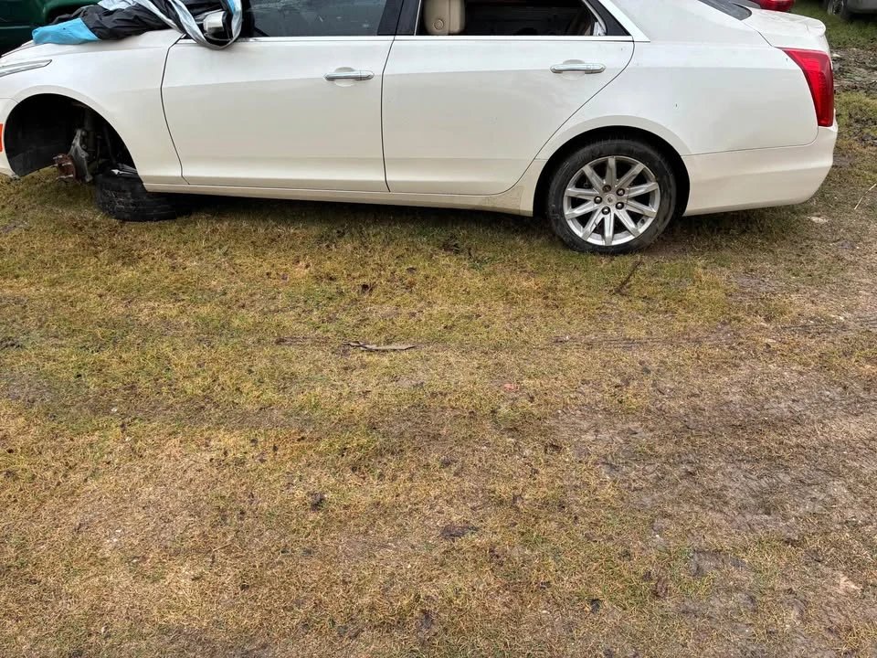 2016 Cadillac CTS 3rd Gen - Image 3 of 3