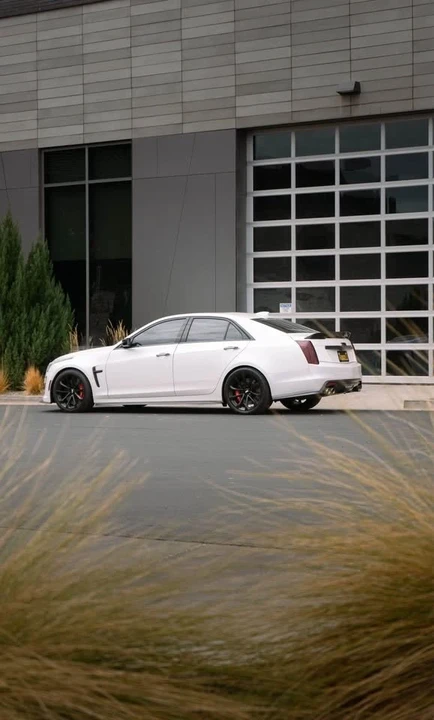 2016 Cadillac CTS-V 3rd Gen - Image 6 of 8