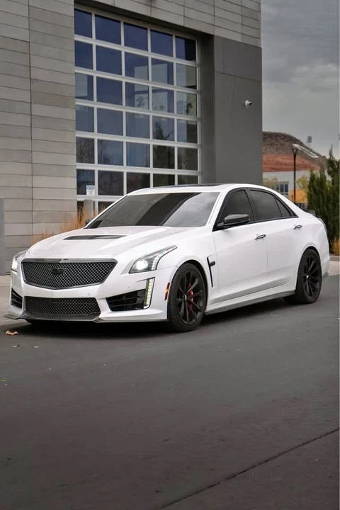 2016 Cadillac CTS-V 3rd Gen - Image 2 of 8