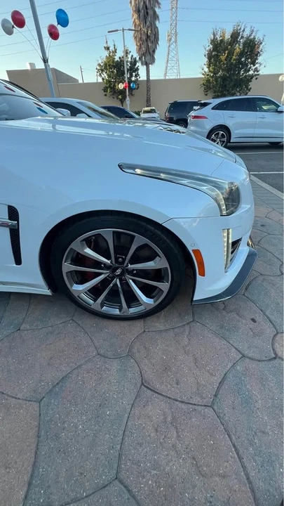 2016 Cadillac CTS-V 3rd Gen - Image 4 of 13