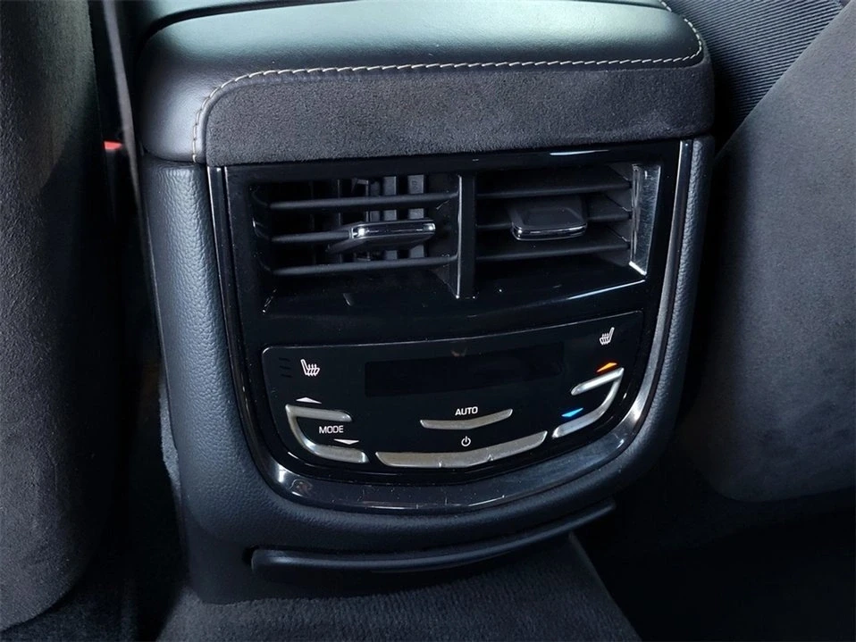 2016 Cadillac CTS-V 3rd Gen - Image 17 of 20