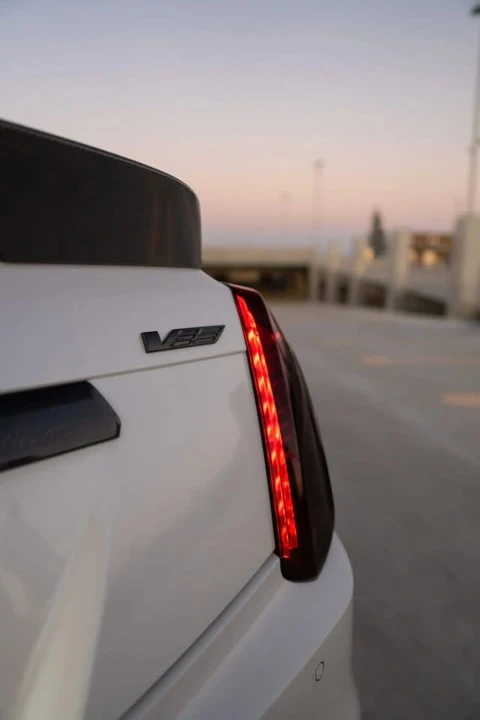 2016 Cadillac CTS-V 3rd Gen - Image 8 of 8