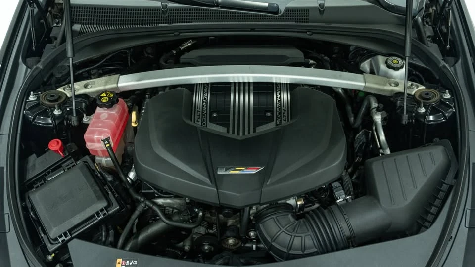 2016 Cadillac CTS-V 3rd Gen - Image 11 of 18