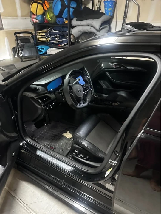 2016 Cadillac CTS-V 3rd Gen - Image 5 of 7