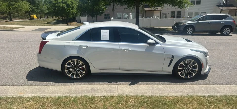 2016 Cadillac CTS-V 3rd Gen - Image 5 of 8