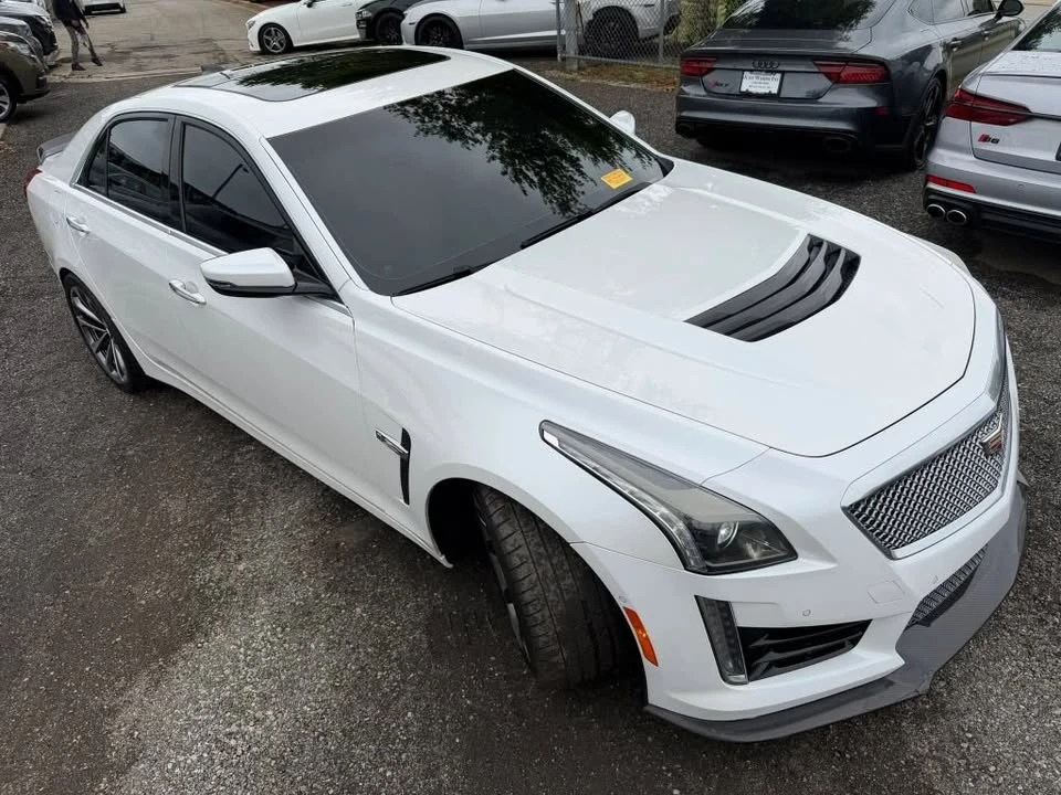 2016 Cadillac CTS-V 3rd Gen - Image 16 of 19