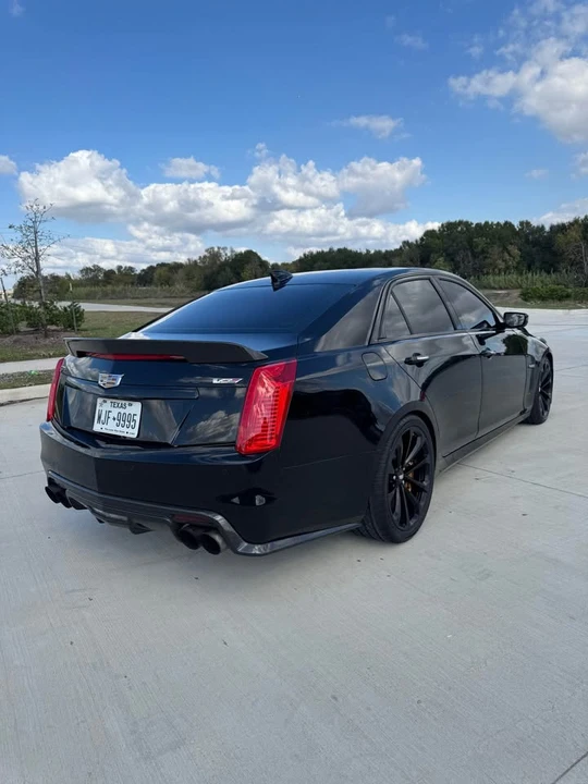 2016 Cadillac CTS-V 3rd Gen - Image 5 of 13