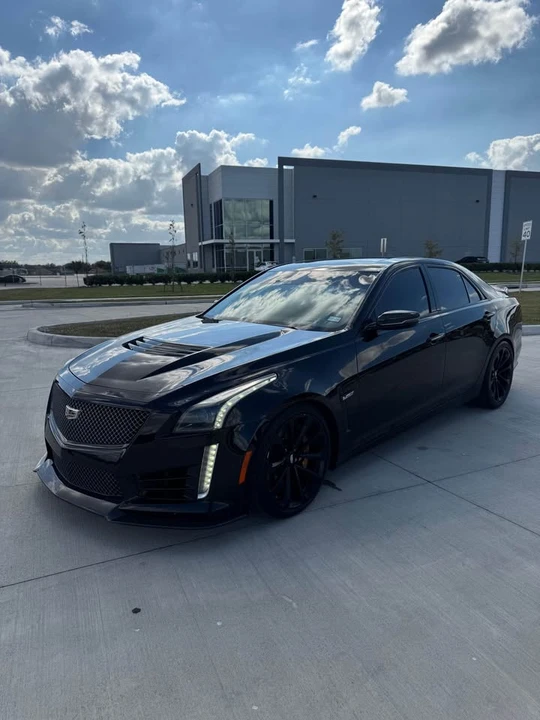 2016 Cadillac CTS-V 3rd Gen - Image 2 of 13
