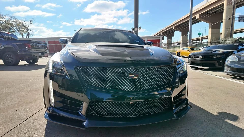 2016 Cadillac CTS-V 3rd Gen - Image 2 of 11
