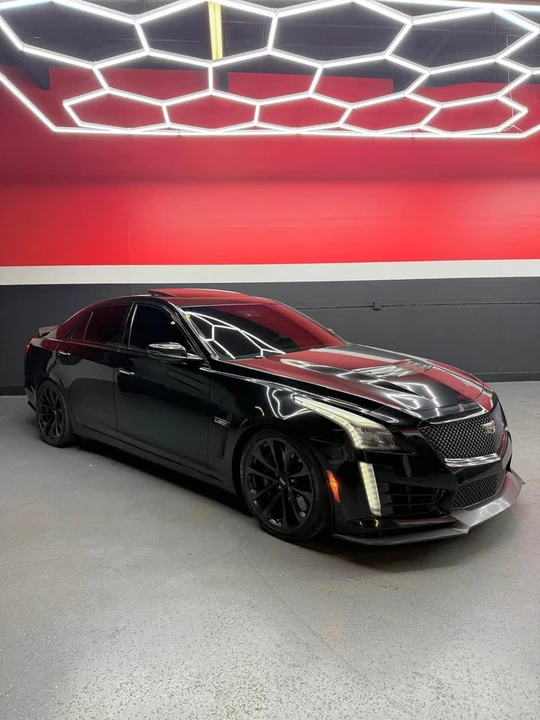2016 Cadillac CTS-V 3rd Gen - Image 5 of 17