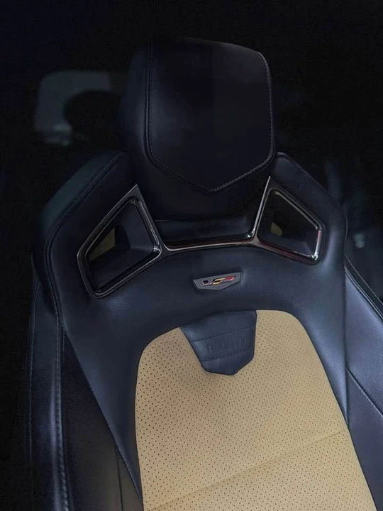 2016 Cadillac CTS-V 3rd Gen - Image 12 of 16