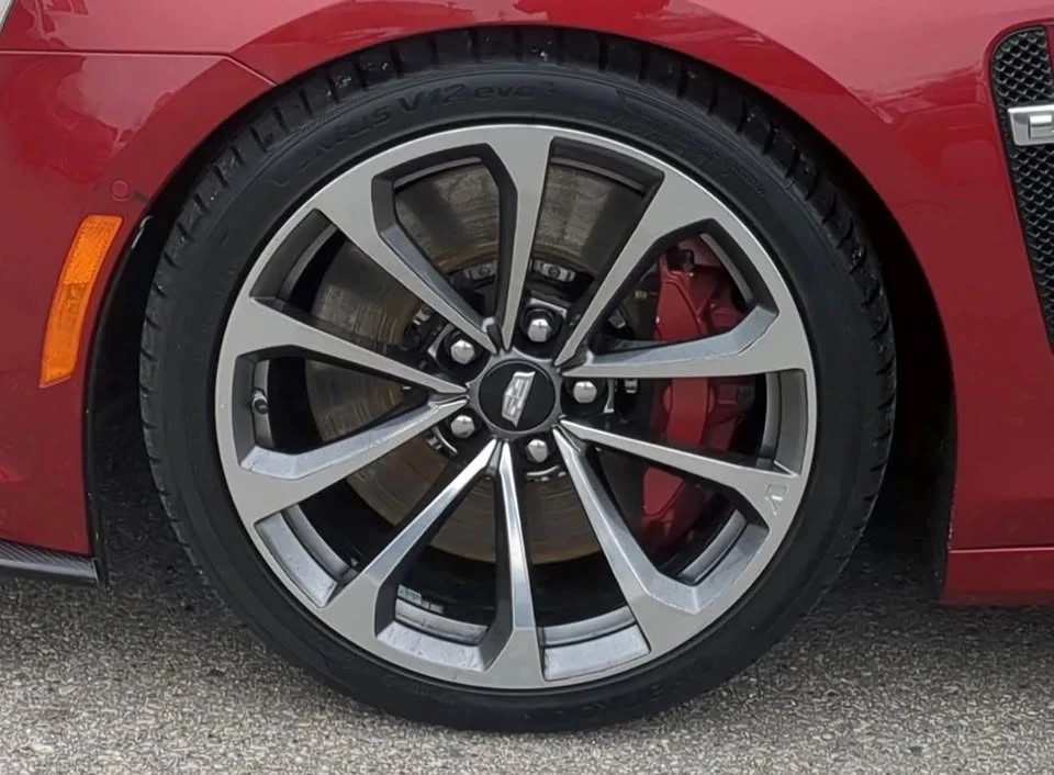 2016 Cadillac CTS-V 3rd Gen - Image 5 of 5