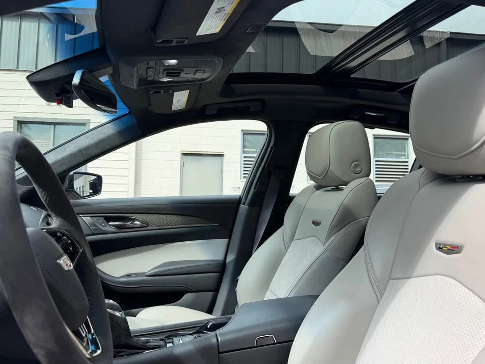 2016 Cadillac CTS-V 3rd Gen - Image 17 of 20