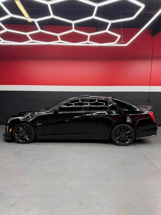 2016 Cadillac CTS-V 3rd Gen - Image 4 of 16