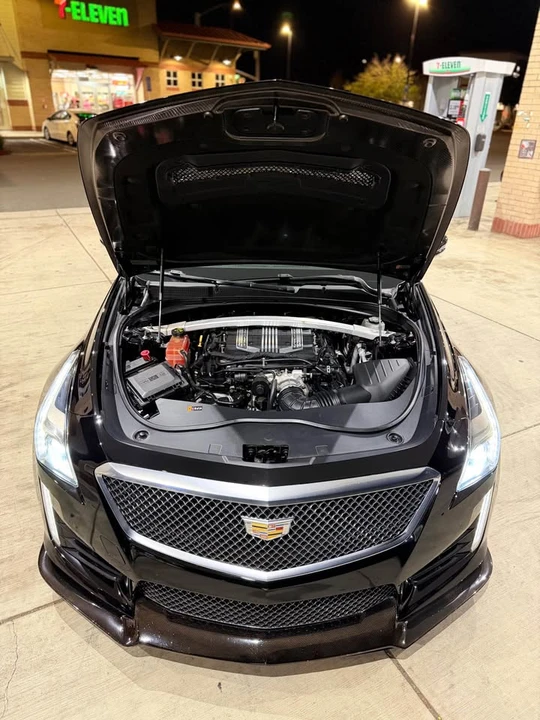 2016 Cadillac CTS-V 3rd Gen - Image 2 of 8