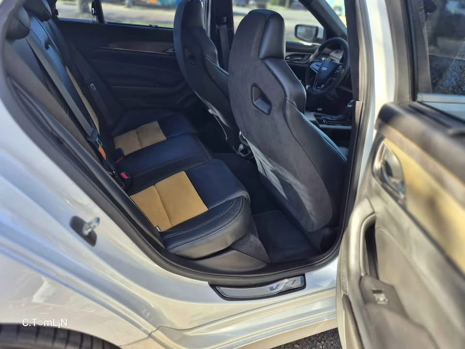 2016 Cadillac CTS-V 3rd Gen - Image 18 of 20