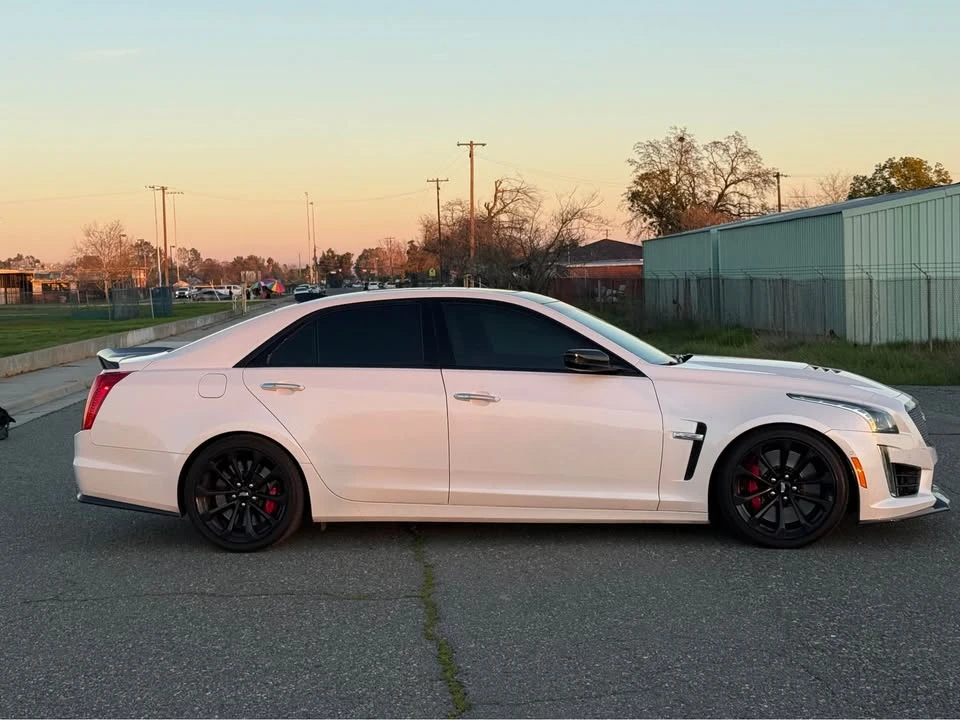 2016 Cadillac CTS-V 3rd Gen - Image 5 of 18