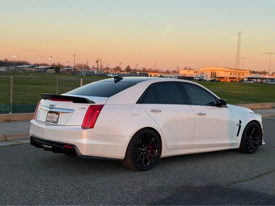 2016 Cadillac CTS-V 3rd Gen - Image 4 of 18