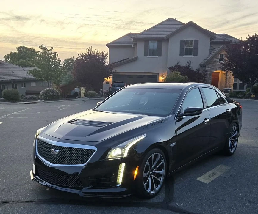 2016 Cadillac CTS-V 3rd Gen - Image 5 of 6