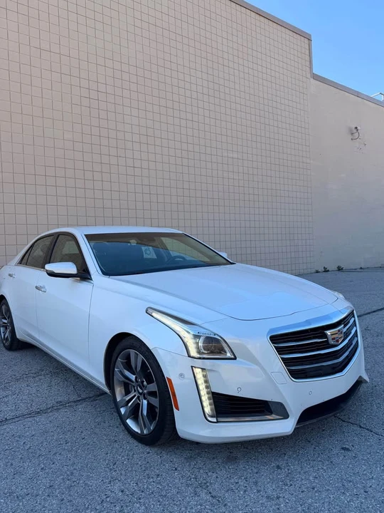 2016 Cadillac CTS-V 3rd Gen - Image 3 of 17
