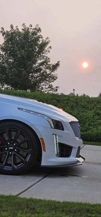 2016 Cadillac CTS-V 3rd Gen - Image 2 of 4
