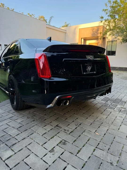 2016 Cadillac CTS-V 3rd Gen - Image 4 of 15