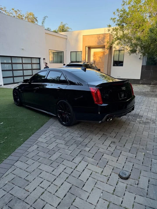 2016 Cadillac CTS-V 3rd Gen - Image 3 of 15