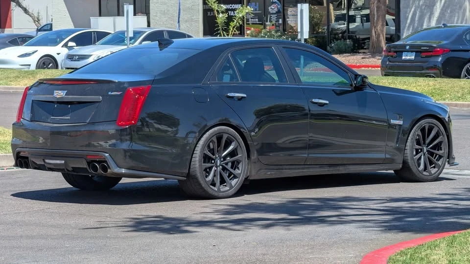 2016 Cadillac CTS-V 3rd Gen - Image 4 of 15