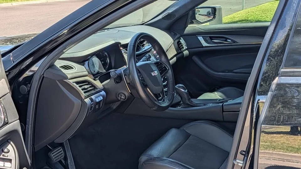 2016 Cadillac CTS-V 3rd Gen - Image 9 of 15