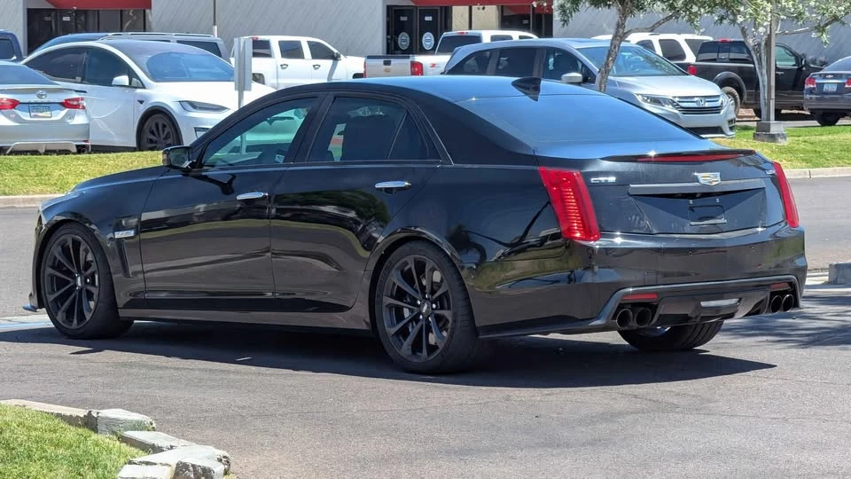 2016 Cadillac CTS-V 3rd Gen - Image 6 of 15