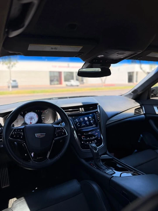 2016 Cadillac CTS-V 3rd Gen - Image 4 of 8