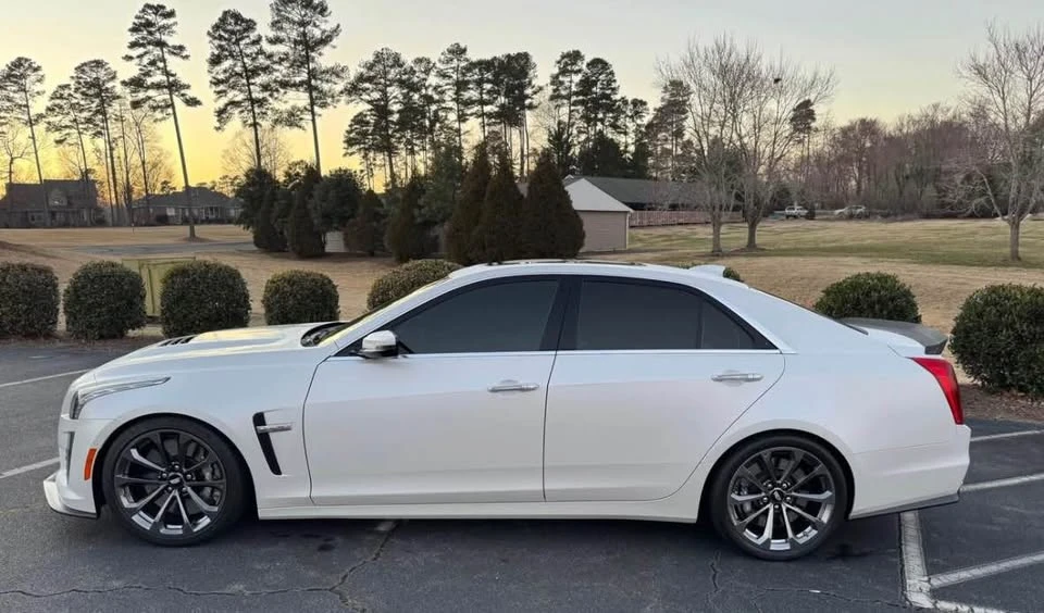 2016 Cadillac CTS-V 3rd Gen - Image 6 of 8