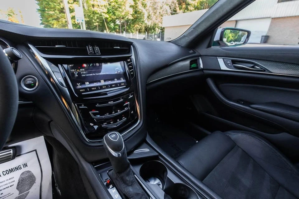 2016 Cadillac CTS-V 3rd Gen - Image 12 of 19