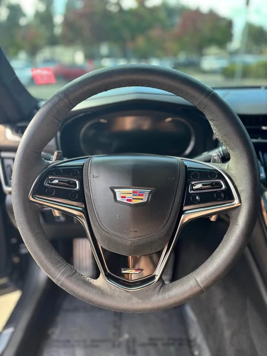 2016 Cadillac CTS-V 3rd Gen - Image 10 of 11